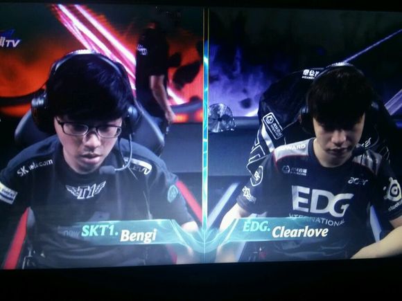 里程碑： JD Gaming 达成 LPL 10,000 次击杀！